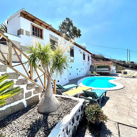Casa Con Piscina Compartida Vista Directamente Al Mar, Wifi Y Barbacoa *