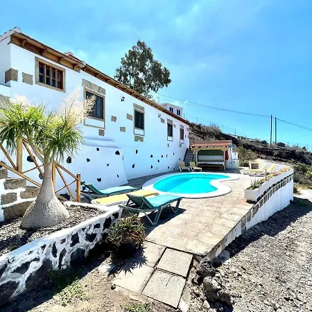 Casa Con Piscina Compartida Vista Directamente Al Mar, Wifi Y Barbacoa Guía de Isora
