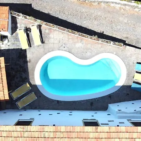Casa Con Piscina Compartida Vista Directamente Al Mar, Wifi Y Barbacoa * Guía de Isora