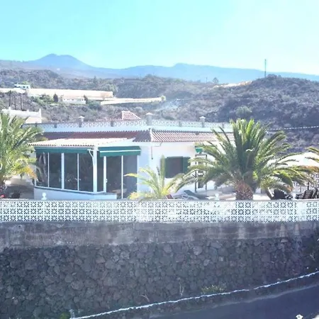 Casa Con Piscina Compartida Vista Directamente Al Mar, Wifi Y Barbacoa Guía de Isora