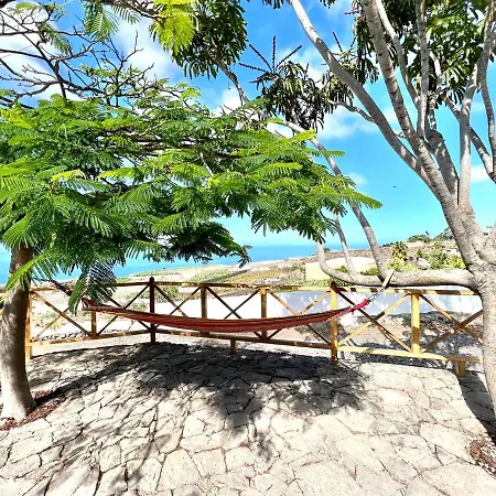 Casa Con Piscina Compartida Vista Directamente Al Mar, Wifi Y Barbacoa بيت للعطل *