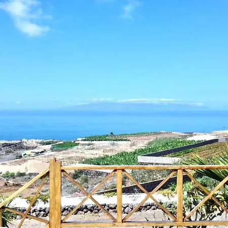 Casa Con Piscina Compartida Vista Directamente Al Mar, Wifi Y Barbacoa بيت للعطل *